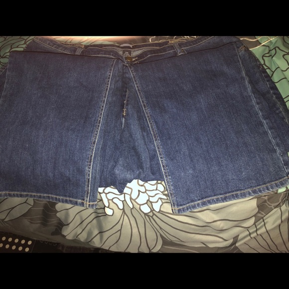 Jeans - Picture 4 of 4